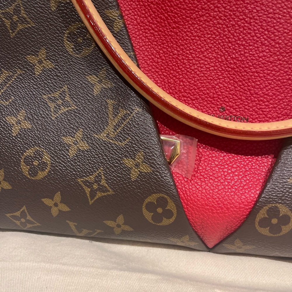 Authentic Lv - image 2
